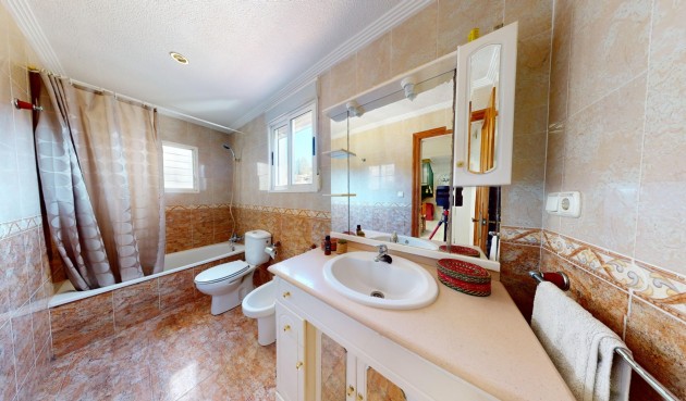 Brukt - Villa -
Crevillent - Inland