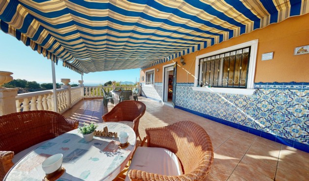 Brukt - Villa -
Crevillent - Inland