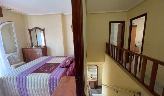 Återförsäljning - Town House -
Jacarilla - Inland