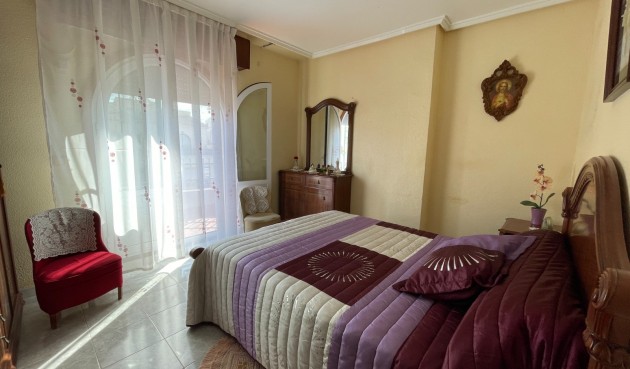 Återförsäljning - Town House -
Jacarilla - Inland