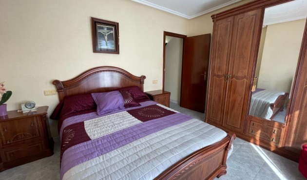 Återförsäljning - Town House -
Jacarilla - Inland