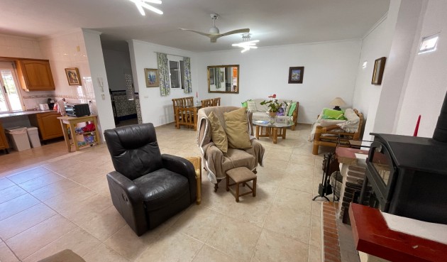 Resale - Villa -
Daya Nueva - Costa Blanca