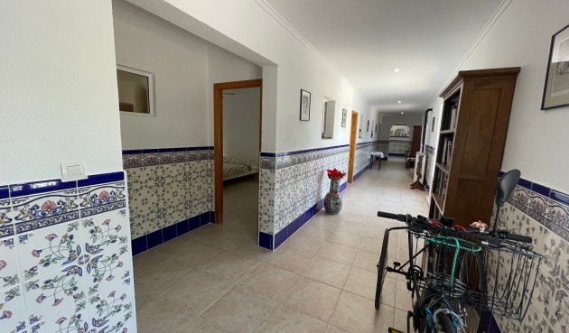 Resale - Villa -
Daya Nueva - Costa Blanca