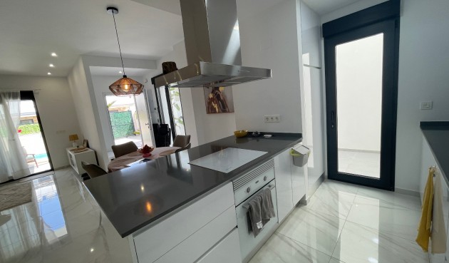 Återförsäljning - Villa -
Benijofar - Costa Blanca