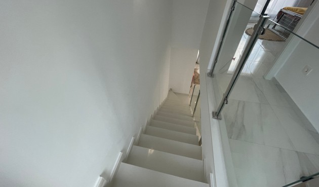 Återförsäljning - Villa -
Benijofar - Costa Blanca