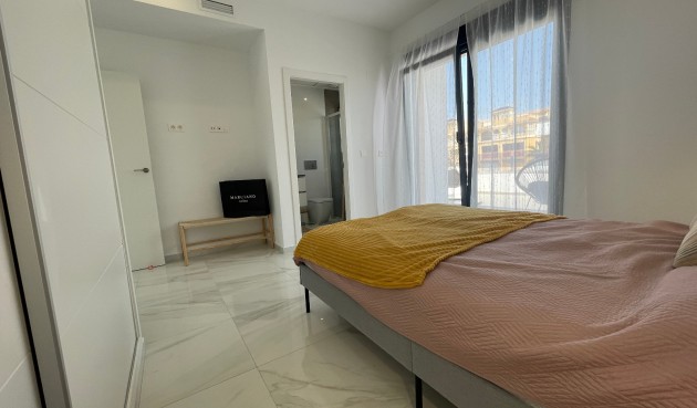 Återförsäljning - Villa -
Benijofar - Costa Blanca