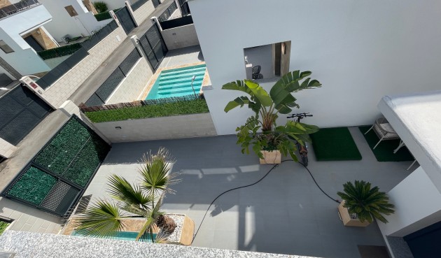 Återförsäljning - Villa -
Benijofar - Costa Blanca