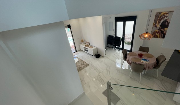 Återförsäljning - Villa -
Benijofar - Costa Blanca