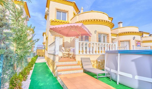 Brukt - Villa -
Los Montesinos - Costa Blanca