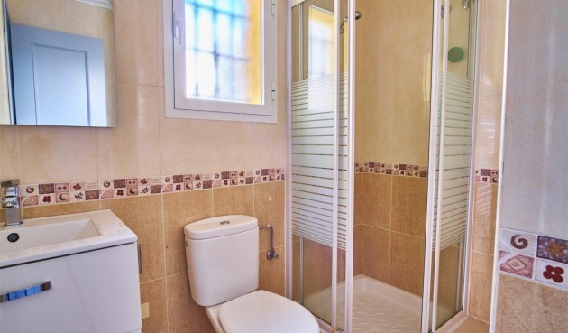 Brukt - Villa -
Los Montesinos - Costa Blanca