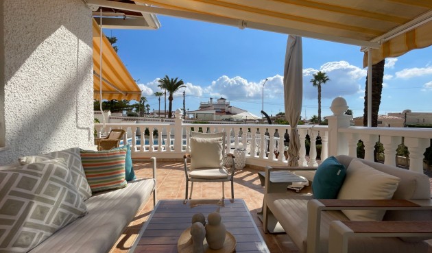 Brukt - Villa -
Ciudad Quesada - Costa Blanca