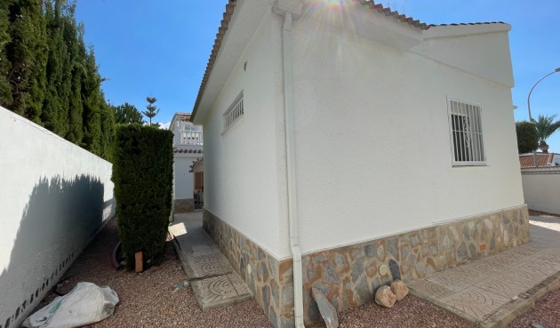 Brukt - Villa -
Ciudad Quesada - Costa Blanca