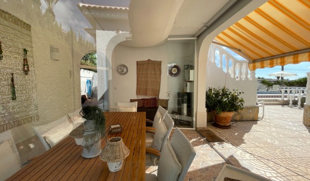 Brukt - Villa -
Ciudad Quesada - Costa Blanca