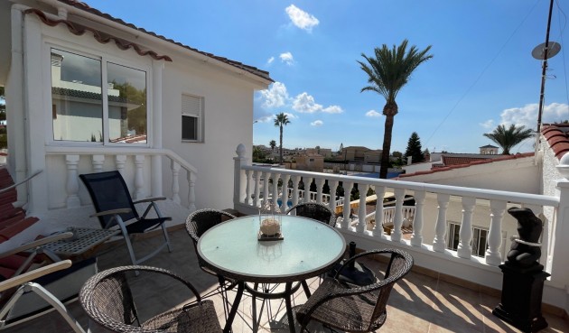 Brukt - Villa -
Ciudad Quesada - Costa Blanca