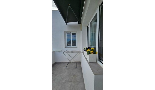 Återförsäljning - Villa -
Orihuela - Inland