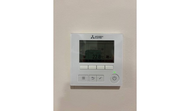 Återförsäljning - Villa -
Orihuela - Inland