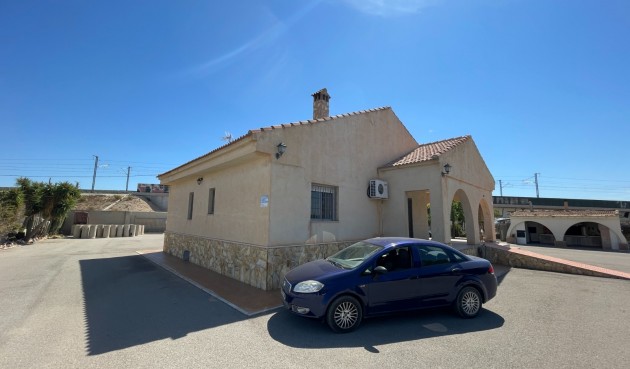 Brukt - Villa -
Crevillent - Inland