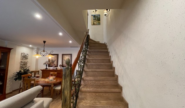 Brukt - Town House -
Elche - Costa Blanca