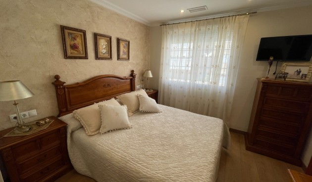 Brukt - Town House -
Elche - Costa Blanca