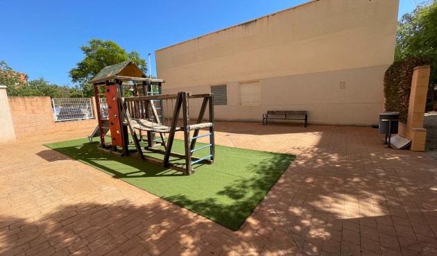 Brukt - Town House -
Elche - Costa Blanca