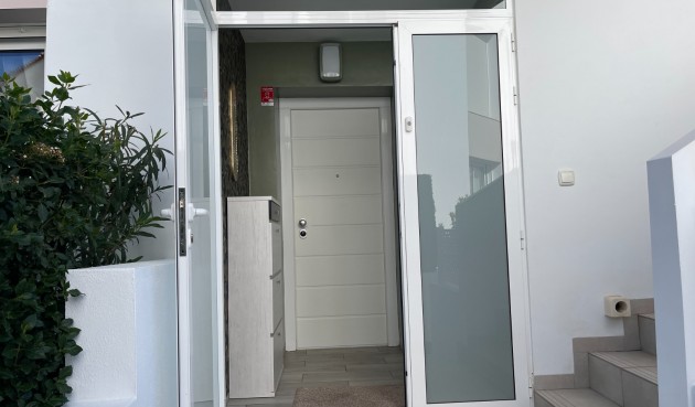 Brukt - Apartment -
Rojales - Inland