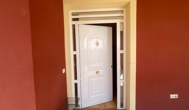 Brukt - Villa -
Albatera - Inland