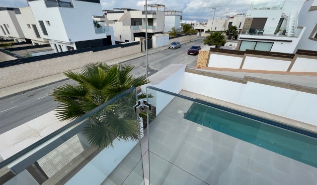 Resale - Villa -
Benijofar - Costa Blanca