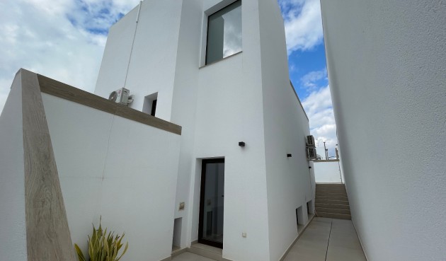 Resale - Villa -
Benijofar - Costa Blanca