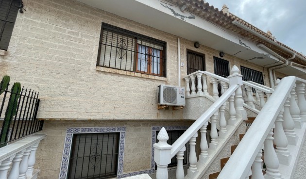 Brukt - Bungalow -
La Mata - Costa Blanca