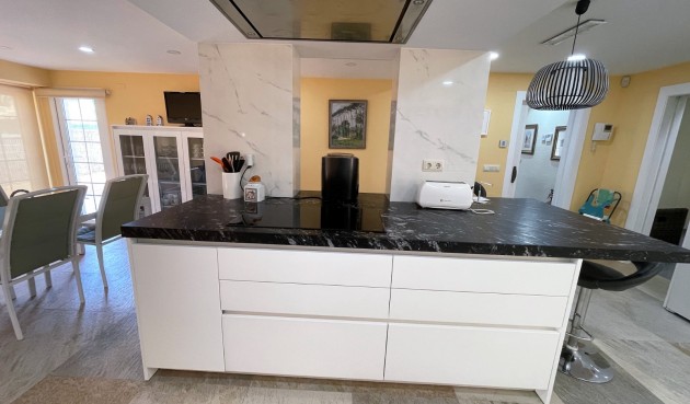 Brukt - Villa -
Orihuela Costa - Costa Blanca