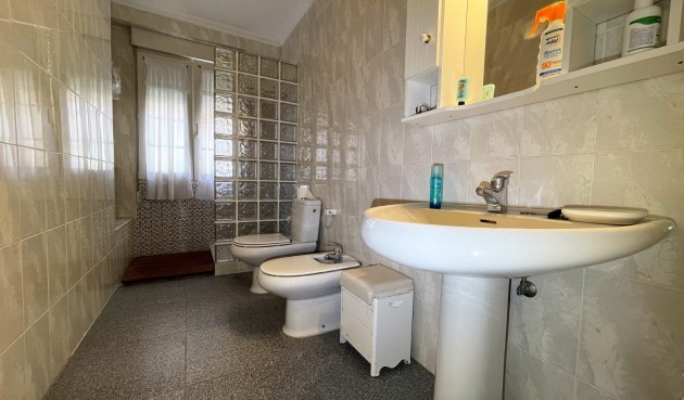 Brukt - Villa -
Orihuela Costa - Costa Blanca