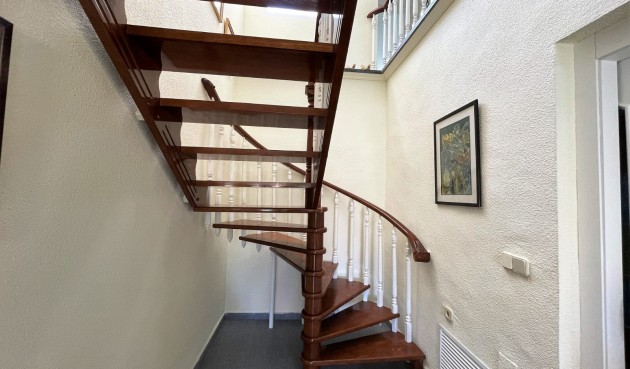 Brukt - Villa -
Orihuela Costa - Costa Blanca