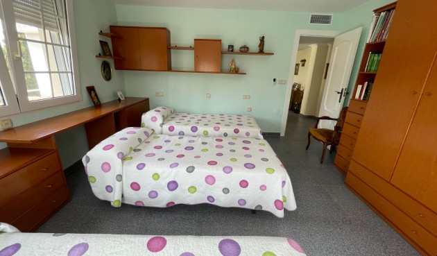 Brukt - Villa -
Orihuela Costa - Costa Blanca