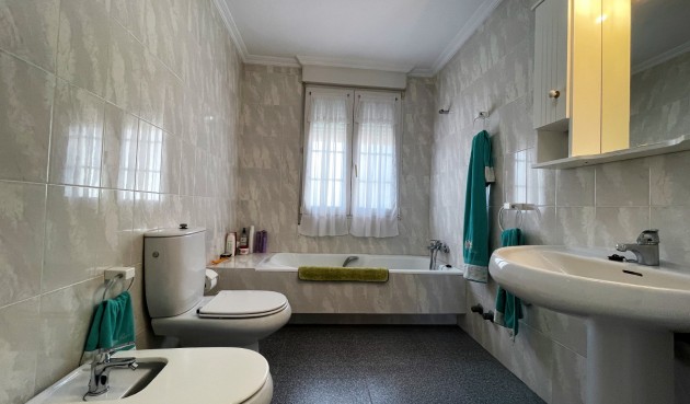 Brukt - Villa -
Orihuela Costa - Costa Blanca