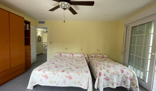 Brukt - Villa -
Orihuela Costa - Costa Blanca