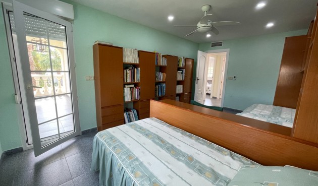 Brukt - Villa -
Orihuela Costa - Costa Blanca