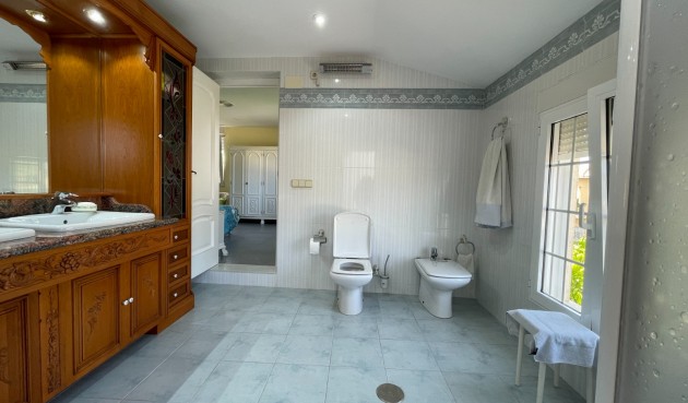 Brukt - Villa -
Orihuela Costa - Costa Blanca