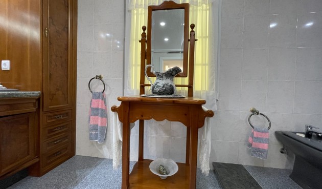 Brukt - Villa -
Orihuela Costa - Costa Blanca