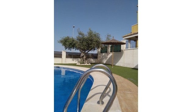 Brukt - Villa -
Ciudad Quesada - Costa Blanca