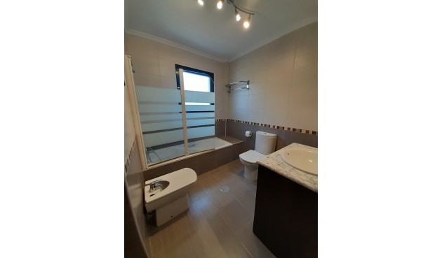 Brukt - Villa -
Ciudad Quesada - Costa Blanca