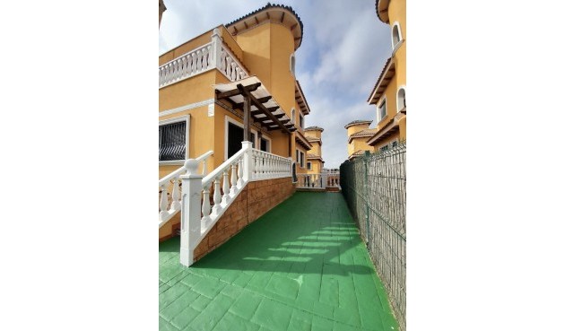 Återförsäljning - Town House -
Ciudad Quesada - Costa Blanca