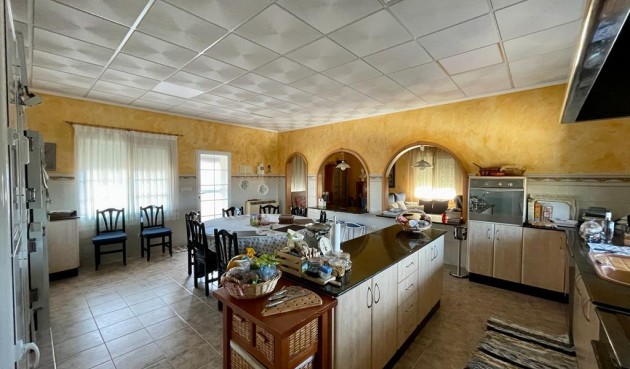 Brukt - Villa -
Albatera - Inland