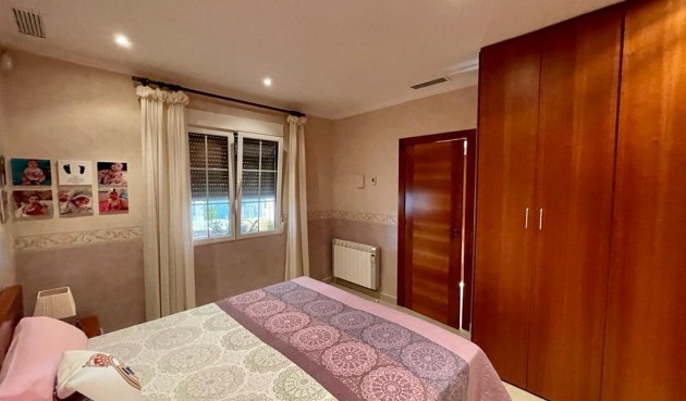 Brukt - Villa -
Albatera - Inland