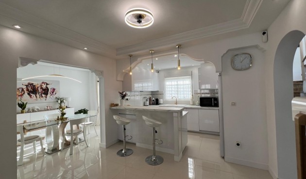 Resale - Villa -
Algorfa - Inland