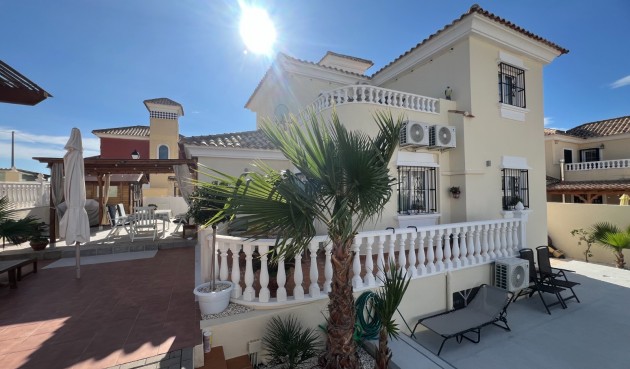 Resale - Villa -
Algorfa - Inland