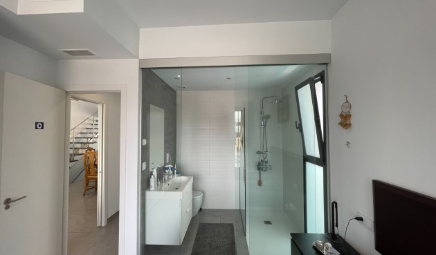 Reventa - Town House -
Dolores - Costa Blanca