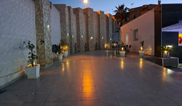 Brukt - Villa -
Rojales - Inland