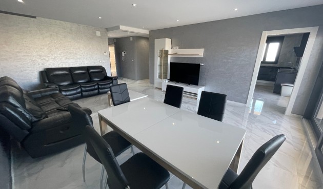 Resale - Villa -
La Mata - Costa Blanca