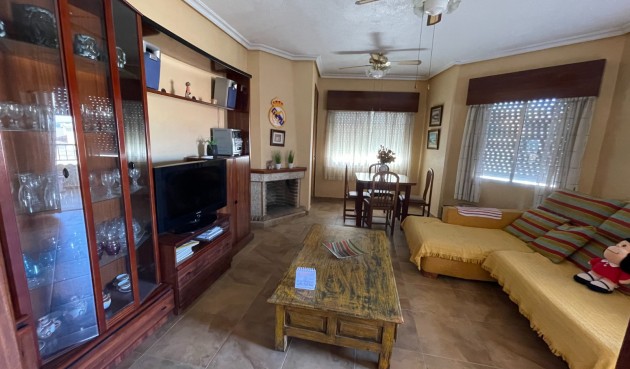 Brukt - Villa -
San Miguel de Salinas - Inland