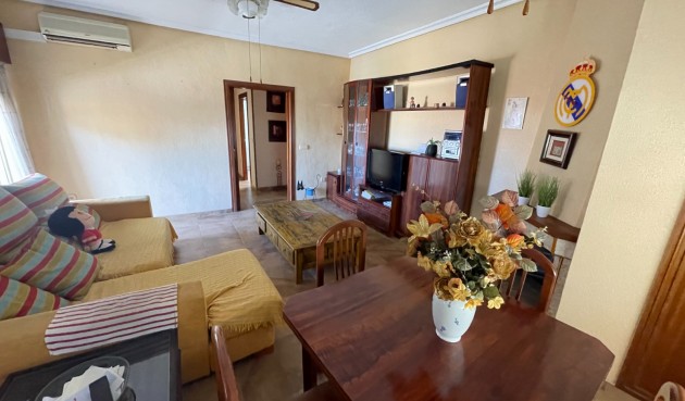 Brukt - Villa -
San Miguel de Salinas - Inland